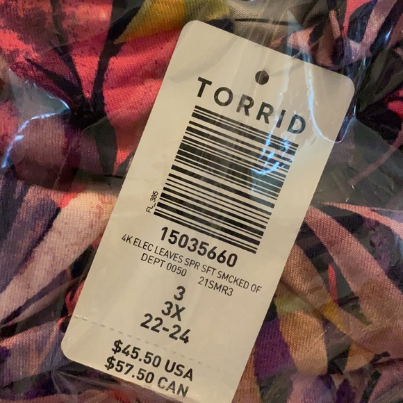 NWT TORRID Leaves Off Shoulder Bow Front Top - Picture 7 of 10